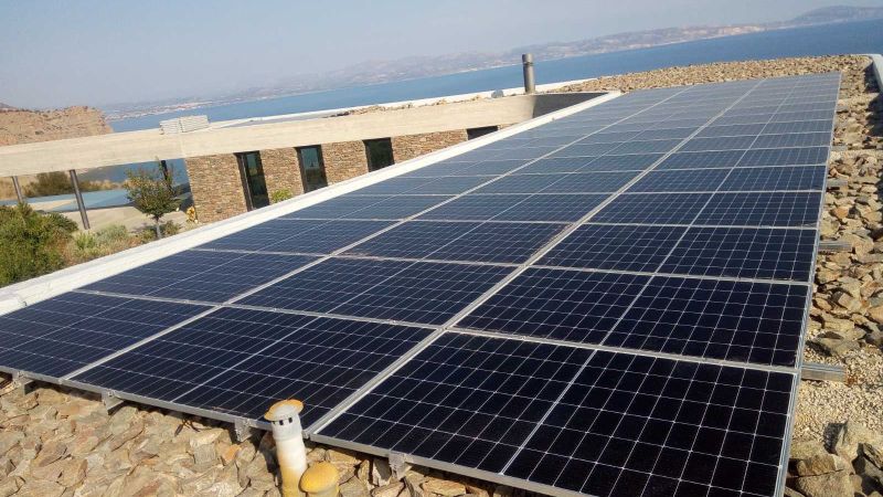 INSTALLATION OF A PHOTOVOLTAIC SYSTEM IN A VILLA IN SOUTHERN CRETE