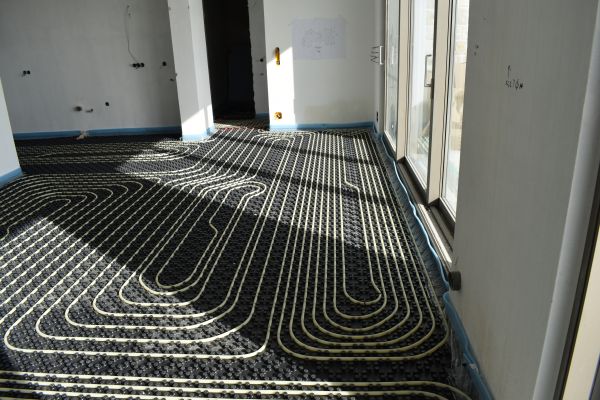 FLOOR HEATING INSTALLATION