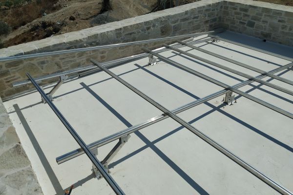 INSTALLATION OF A PHOTOVOLTAIC SYSTEM IN A SEASONAL HOUSE IN SOUTH CRETE