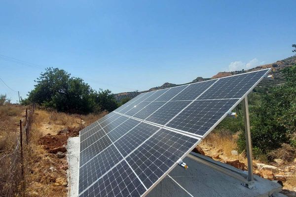 AUTONOMOUS PHOTOVOLTAIC SYSTEM IN A PERMANENT RESIDENCE IN SOUTHERN CRETE