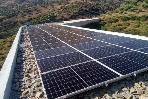 INSTALLATION OF A PHOTOVOLTAIC SYSTEM IN A VILLA IN SOUTHERN CRETE